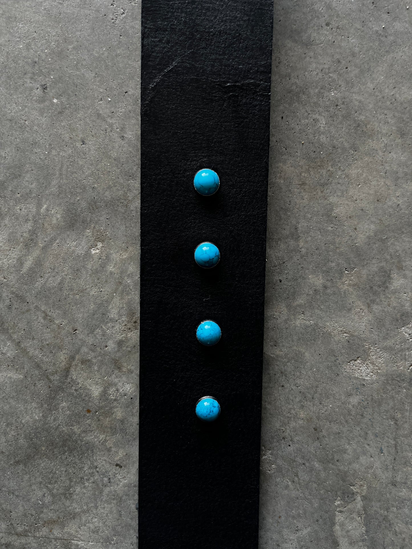 FHAQ blue studded belt