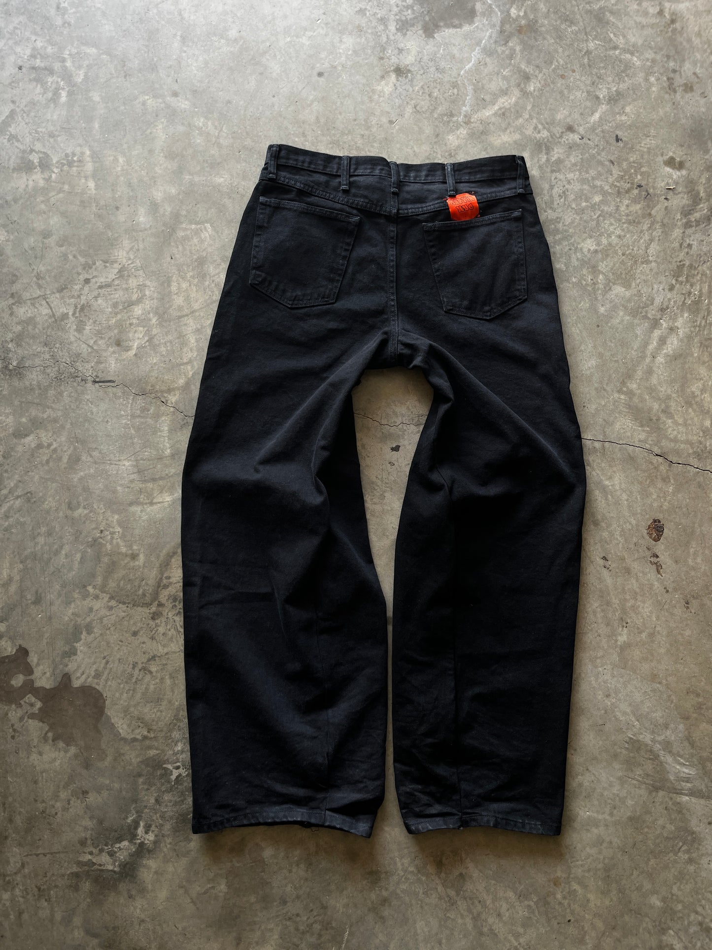 Broken needles denim